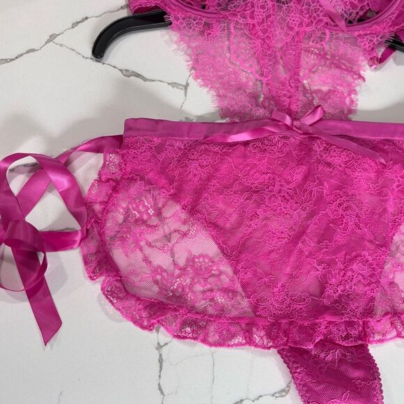 Victoria’s Secret | The Dreamer Hot Pink Open Cup Apron Teddy 4384 - Picture 11 of 13